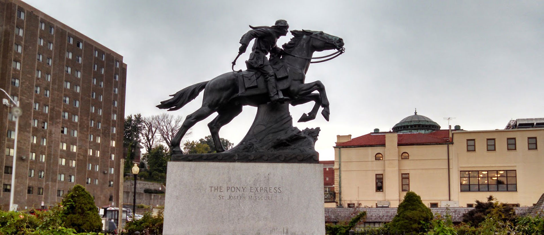 Pony Express Statue